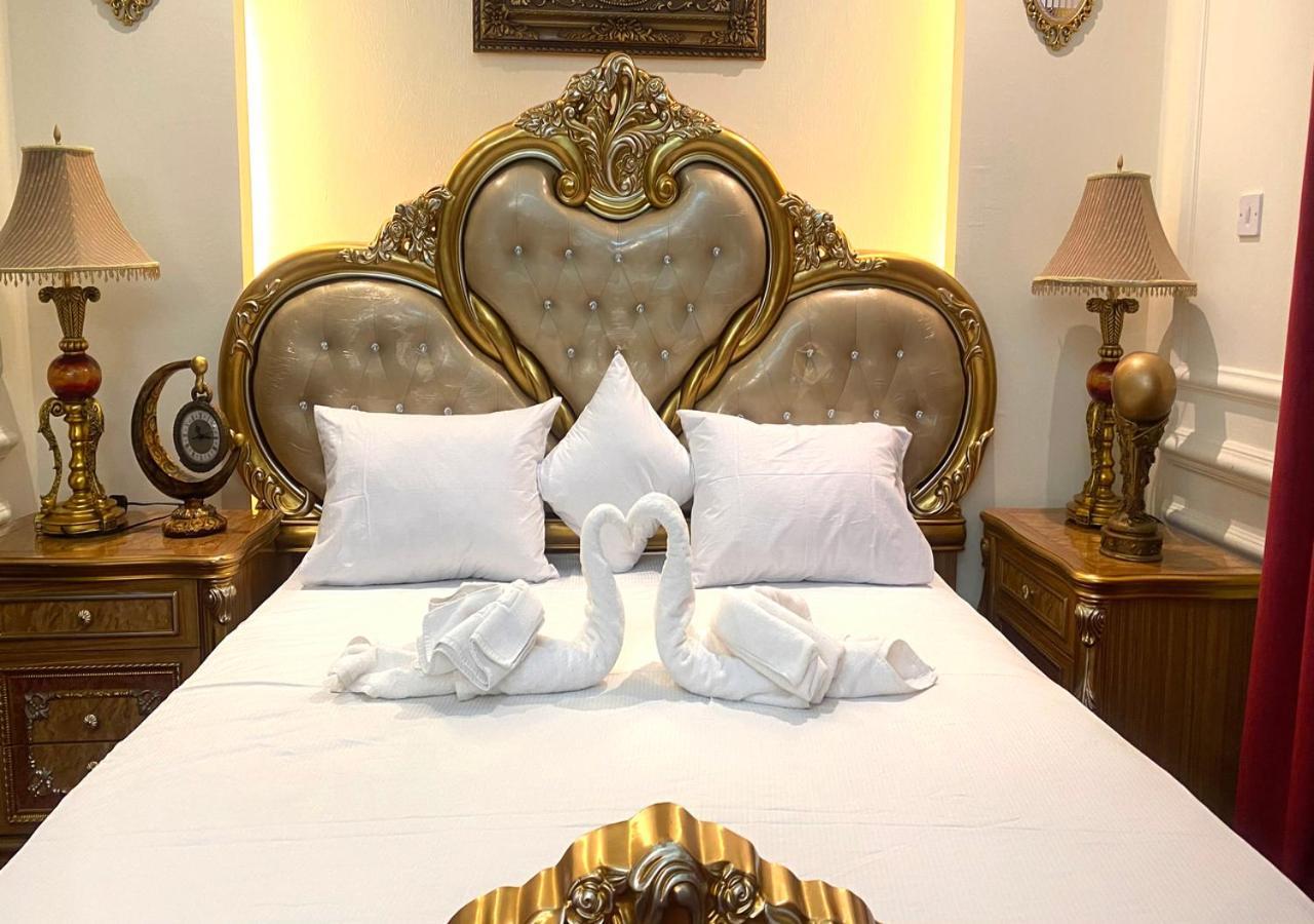 Majestic Hotel Doha Exterior photo