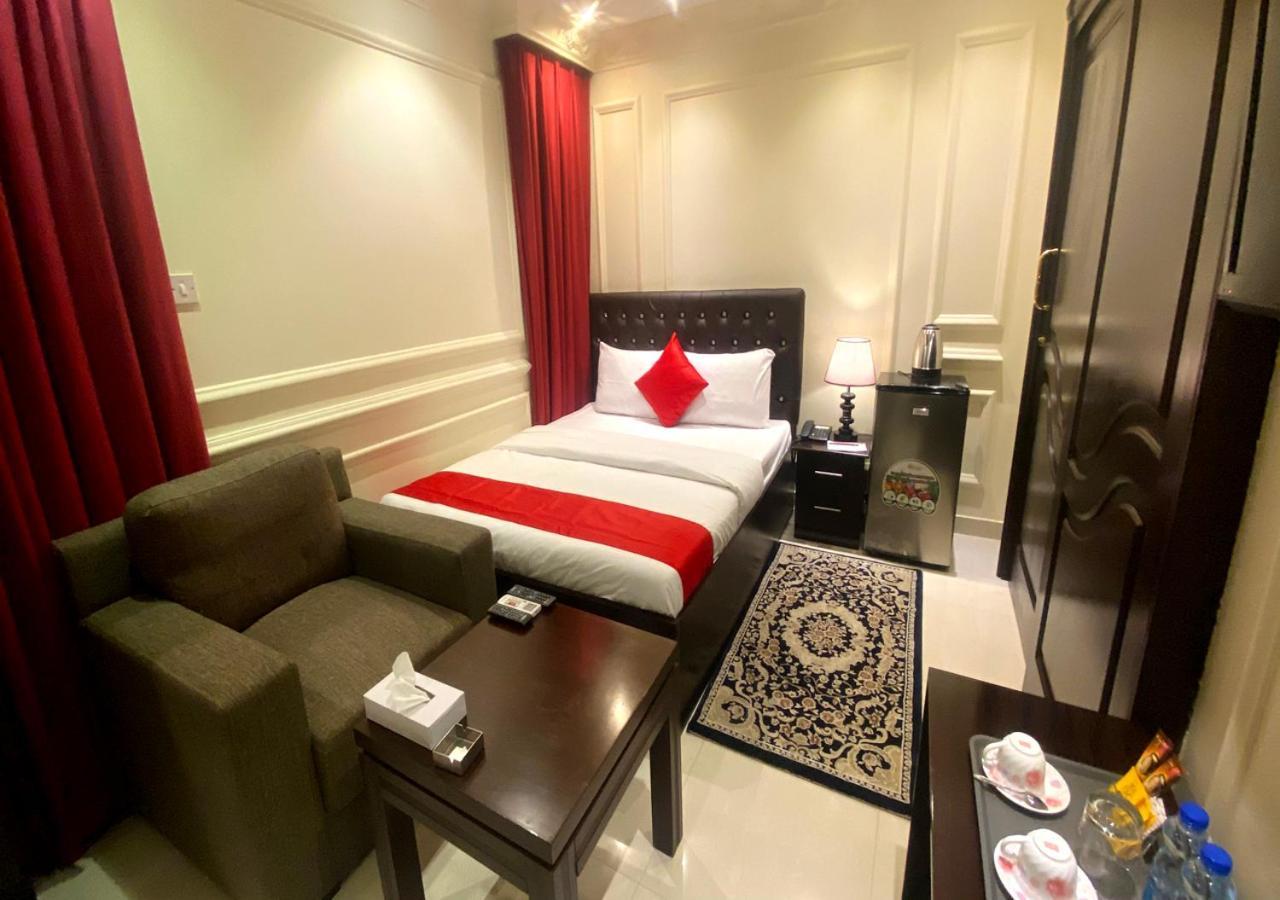 Majestic Hotel Doha Exterior photo